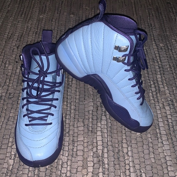 Air Jordan 12 GS “Dark Purple Dust” - Picture 2 of 3